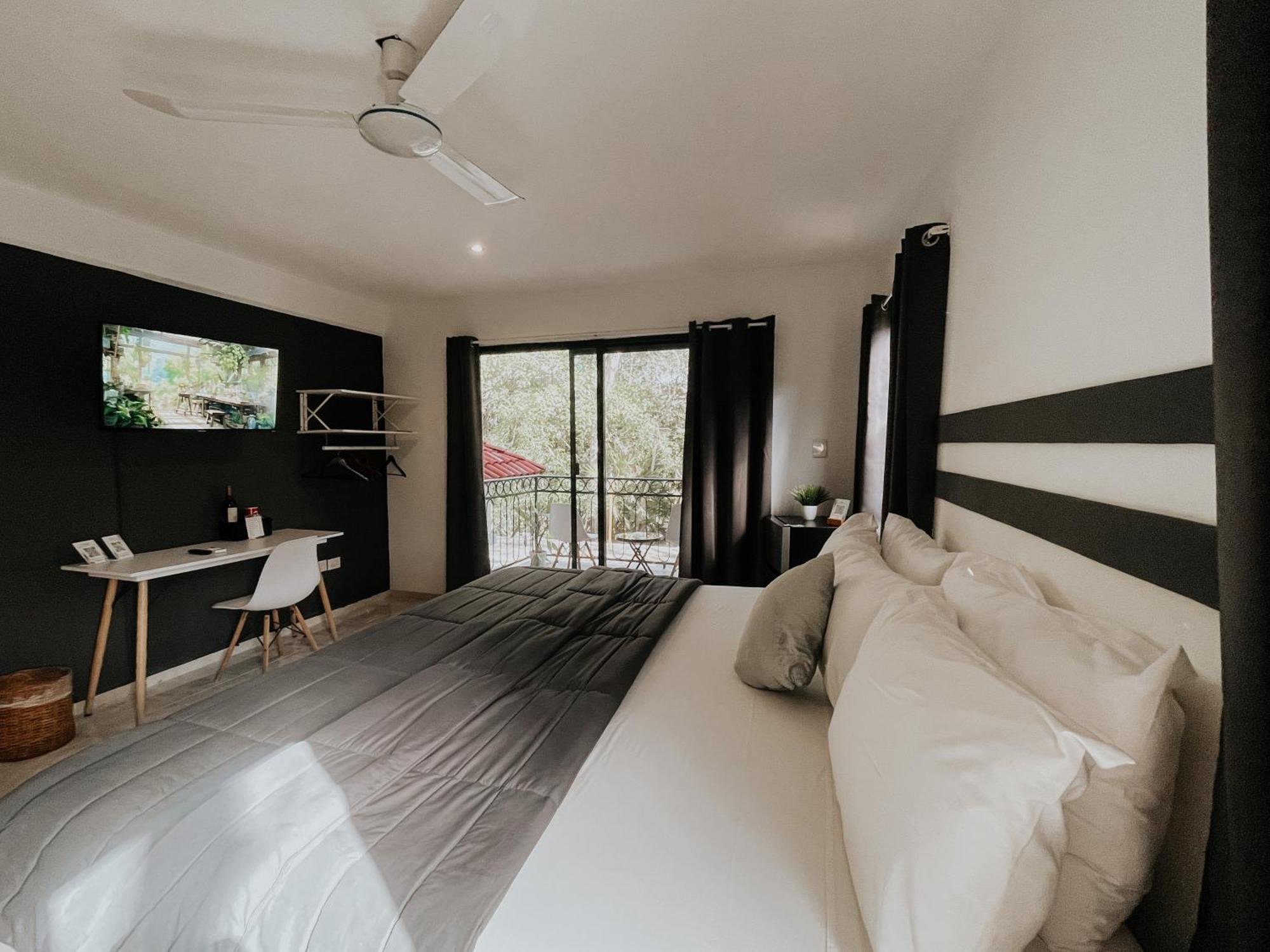 Che Suites Playa Adults Only Playa del Carmen Ngoại thất bức ảnh